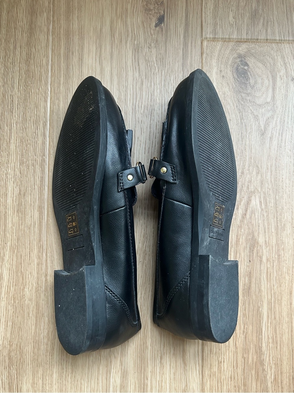 Call it Spring Loafers - Picture 3 of 3